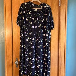 Lane Bryant Black w/ lavender, white and yellow flowers shirt/dress SZ 18/20